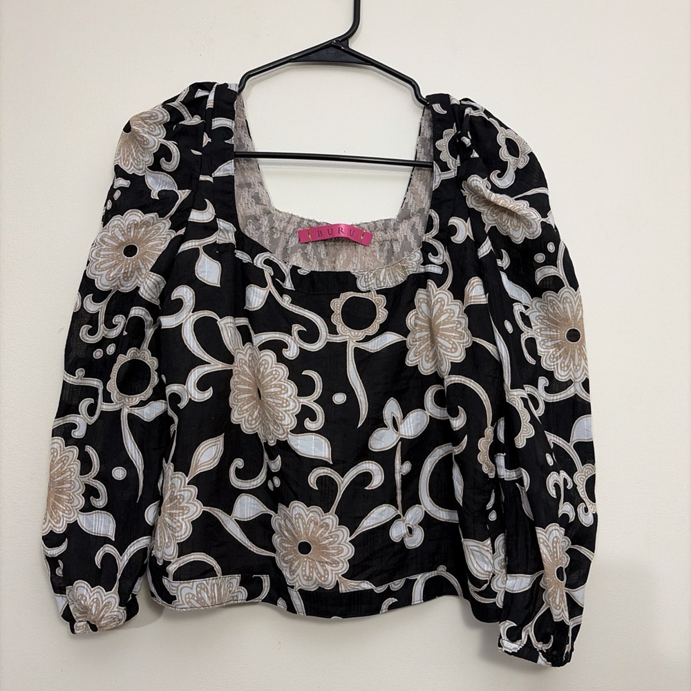 Chic Floral Black and Cream Blouse